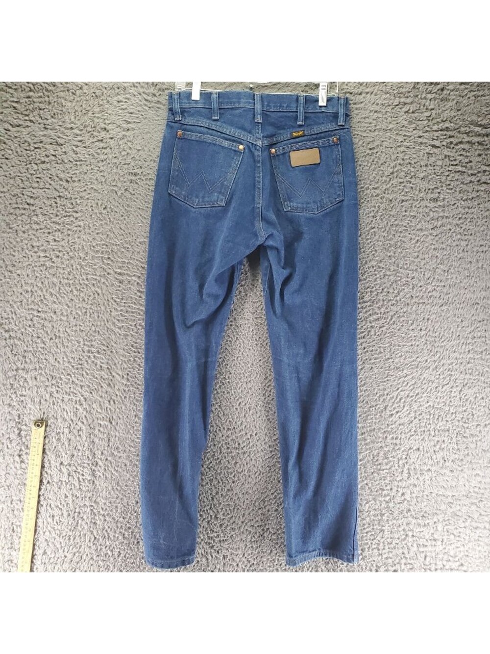 Wrangler Jeans Mens 30x32 Blue Cowboy Bootcut 100% Cotton Denim 13MWZ *Read*